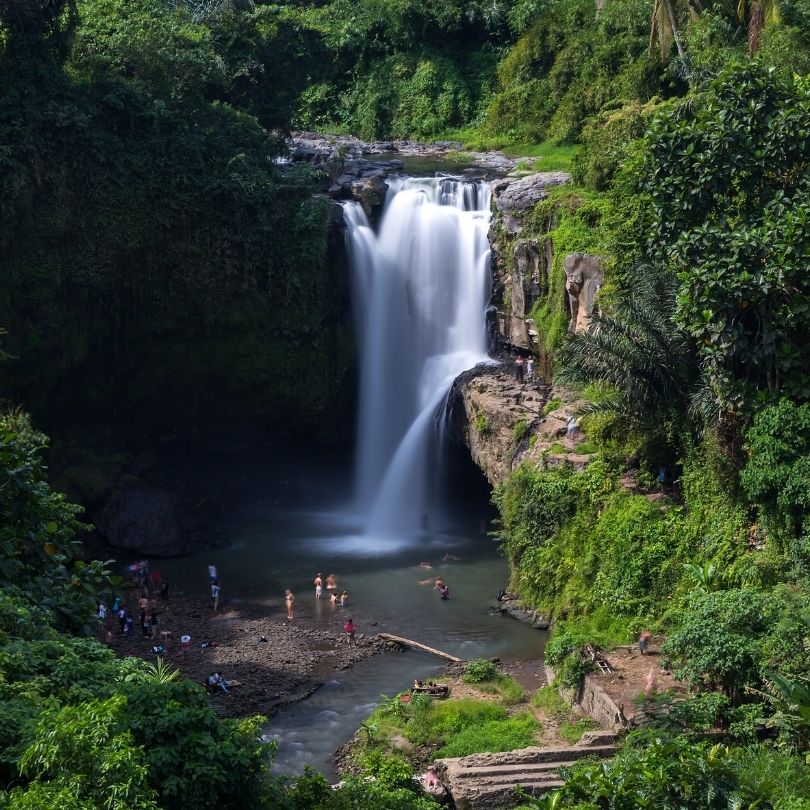 Tegenungan and Kanto Lampo waterfall Bali